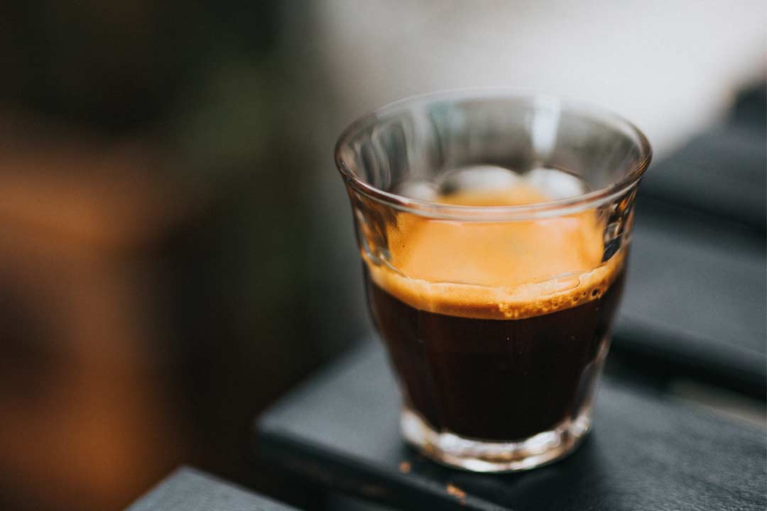 extracting espresso